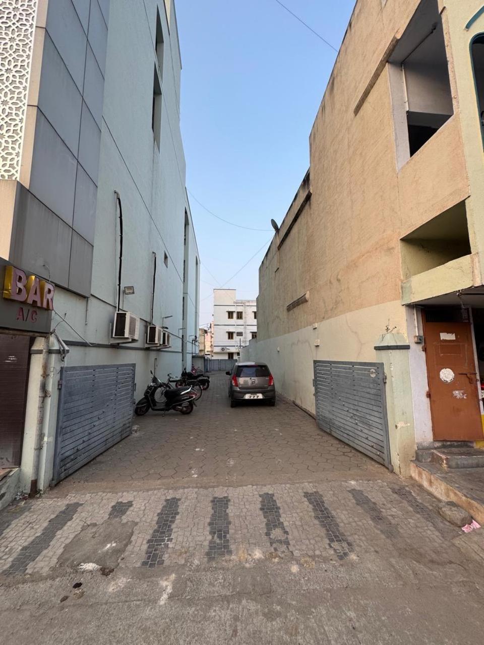 Hotel Priya Towers Namakkal Exterior photo